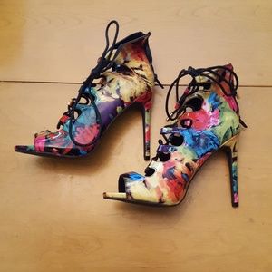 CANDIE'S LACE UP STILETTO ZIPPER BACK